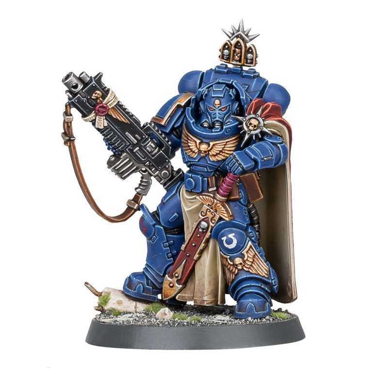 Space marine captain with master-crafted bolt rifle